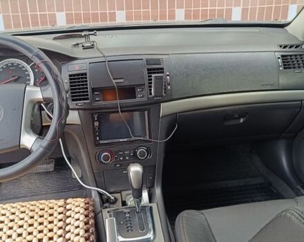 Серый Шевроле Эпика, объемом двигателя 2.5 л и пробегом 195 тыс. км за 5500 $, фото 6 на Automoto.ua