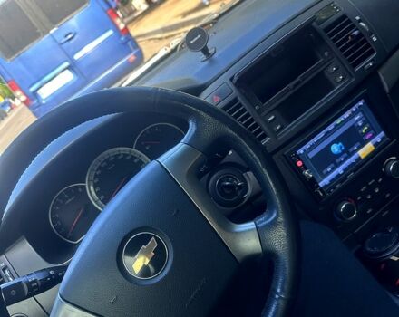 Серый Шевроле Эпика, объемом двигателя 2 л и пробегом 227 тыс. км за 4350 $, фото 1 на Automoto.ua