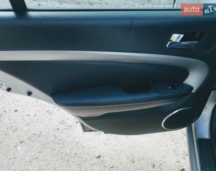 Серый Шевроле Эпика, объемом двигателя 2.49 л и пробегом 187 тыс. км за 3900 $, фото 13 на Automoto.ua