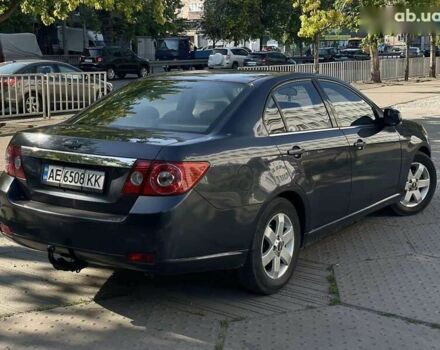 Серый Шевроле Эпика, объемом двигателя 2.5 л и пробегом 174 тыс. км за 5200 $, фото 3 на Automoto.ua