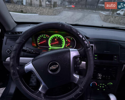 Серый Шевроле Эпика, объемом двигателя 2.49 л и пробегом 318 тыс. км за 4000 $, фото 12 на Automoto.ua