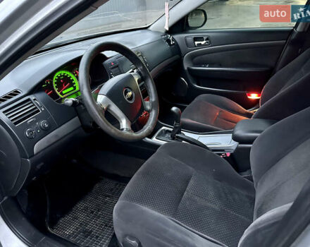 Серый Шевроле Эпика, объемом двигателя 1.99 л и пробегом 220 тыс. км за 2999 $, фото 8 на Automoto.ua