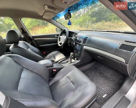 Сірий Шевроле Епіка, об'ємом двигуна 2 л та пробігом 252 тис. км за 5500 $, фото 19 на Automoto.ua