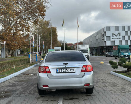 Серый Шевроле Эпика, объемом двигателя 2 л и пробегом 300 тыс. км за 3799 $, фото 7 на Automoto.ua