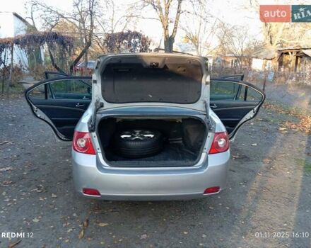 Серый Шевроле Эпика, объемом двигателя 2 л и пробегом 325 тыс. км за 3500 $, фото 26 на Automoto.ua