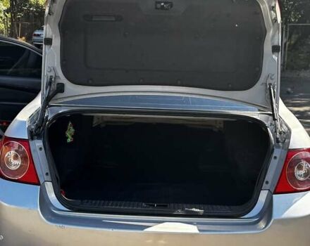 Серый Шевроле Эпика, объемом двигателя 2 л и пробегом 250 тыс. км за 6000 $, фото 14 на Automoto.ua