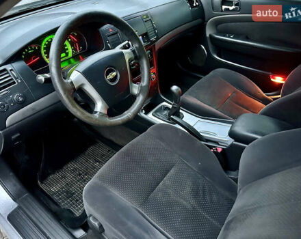 Серый Шевроле Эпика, объемом двигателя 1.99 л и пробегом 220 тыс. км за 2999 $, фото 5 на Automoto.ua