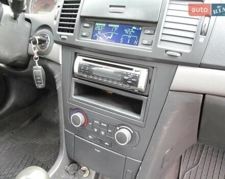 Шевроле Эпика 2007 в Киеве на Automoto.ua Серый Шевроле Эпика, объемом двигателя 2 л и пробегом 346 тыс. км за 2700 $, фото 30 на Automoto.ua