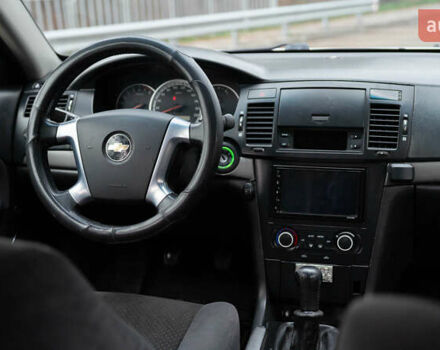 Серый Шевроле Эпика, объемом двигателя 1.99 л и пробегом 180 тыс. км за 4000 $, фото 20 на Automoto.ua