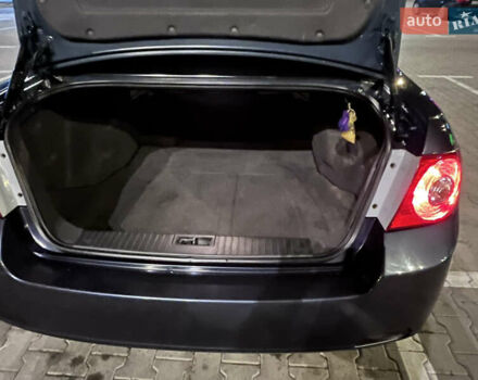 Серый Шевроле Эпика, объемом двигателя 2 л и пробегом 167 тыс. км за 4800 $, фото 7 на Automoto.ua