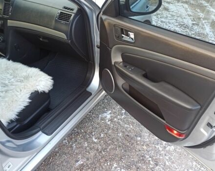 Серый Шевроле Эпика, объемом двигателя 2.5 л и пробегом 224 тыс. км за 5200 $, фото 9 на Automoto.ua