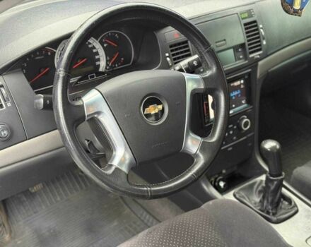 Серый Шевроле Эпика, объемом двигателя 2 л и пробегом 114 тыс. км за 5999 $, фото 7 на Automoto.ua