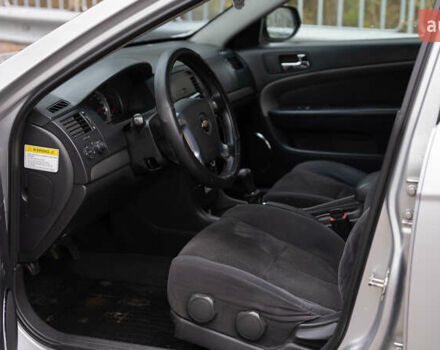 Серый Шевроле Эпика, объемом двигателя 1.99 л и пробегом 180 тыс. км за 4000 $, фото 12 на Automoto.ua