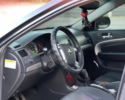 Сірий Шевроле Епіка, об'ємом двигуна 2 л та пробігом 290 тис. км за 5500 $, фото 6 на Automoto.ua