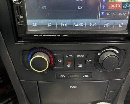 Серый Шевроле Эпика, объемом двигателя 2.5 л и пробегом 311 тыс. км за 4490 $, фото 21 на Automoto.ua