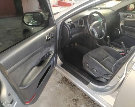 Серый Шевроле Эпика, объемом двигателя 2 л и пробегом 215 тыс. км за 4725 $, фото 10 на Automoto.ua