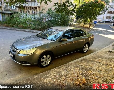 Сірий Шевроле Епіка, об'ємом двигуна 2.5 л та пробігом 145 тис. км за 3999 $, фото 1 на Automoto.ua