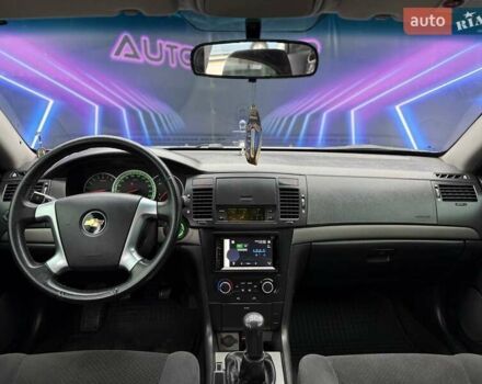 Серый Шевроле Эпика, объемом двигателя 2 л и пробегом 114 тыс. км за 5999 $, фото 9 на Automoto.ua