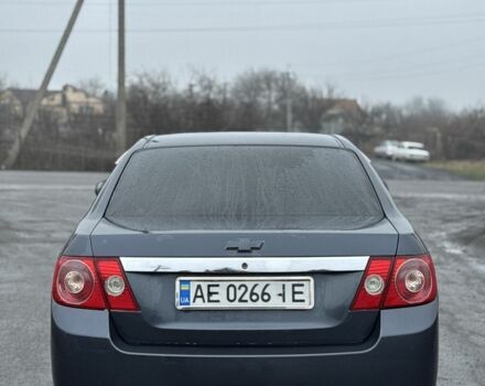 Серый Шевроле Эпика, объемом двигателя 2 л и пробегом 260 тыс. км за 5300 $, фото 5 на Automoto.ua