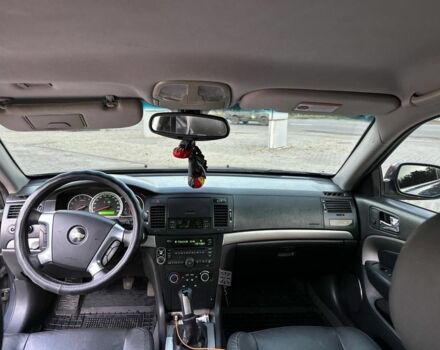 Сірий Шевроле Епіка, об'ємом двигуна 2 л та пробігом 290 тис. км за 5500 $, фото 2 на Automoto.ua