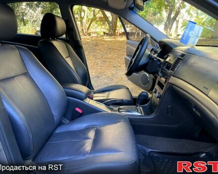 Сірий Шевроле Епіка, об'ємом двигуна 2.5 л та пробігом 145 тис. км за 3999 $, фото 5 на Automoto.ua