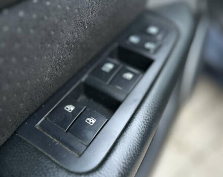 Сірий Шевроле Епіка, об'ємом двигуна 1.99 л та пробігом 164 тис. км за 4500 $, фото 22 на Automoto.ua