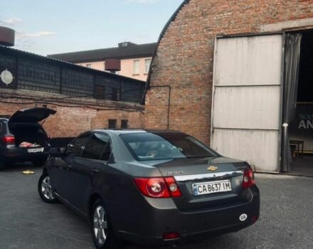 Серый Шевроле Эпика, объемом двигателя 2 л и пробегом 214 тыс. км за 3800 $, фото 2 на Automoto.ua