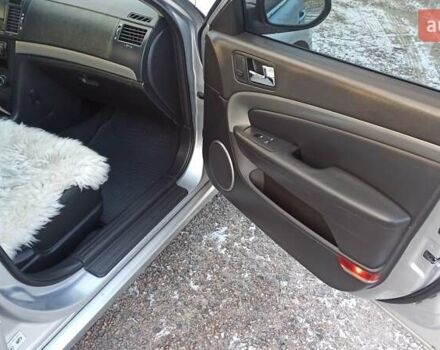 Серый Шевроле Эпика, объемом двигателя 2.5 л и пробегом 224 тыс. км за 5200 $, фото 8 на Automoto.ua