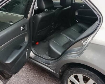 Серый Шевроле Эпика, объемом двигателя 2.49 л и пробегом 200 тыс. км за 3300 $, фото 7 на Automoto.ua