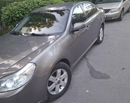 Сірий Шевроле Епіка, об'ємом двигуна 2.49 л та пробігом 139 тис. км за 5900 $, фото 1 на Automoto.ua