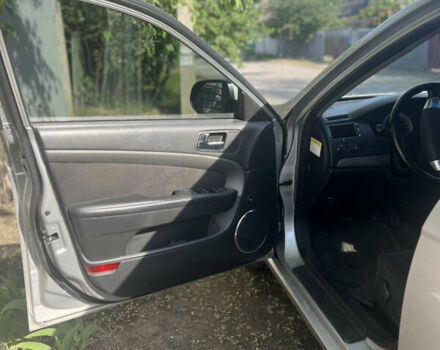 Сірий Шевроле Епіка, об'ємом двигуна 2 л та пробігом 97 тис. км за 5300 $, фото 37 на Automoto.ua