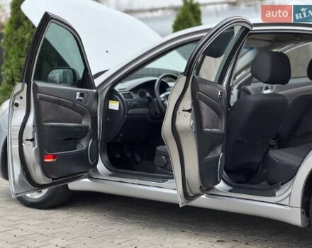 Серый Шевроле Эпика, объемом двигателя 1.99 л и пробегом 253 тыс. км за 4999 $, фото 19 на Automoto.ua