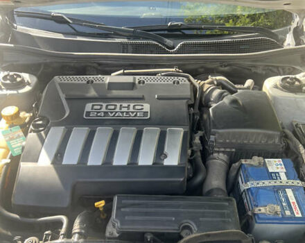 Сірий Шевроле Епіка, об'ємом двигуна 2 л та пробігом 97 тис. км за 5300 $, фото 44 на Automoto.ua