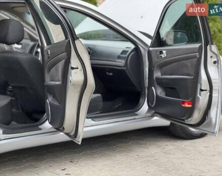 Серый Шевроле Эпика, объемом двигателя 1.99 л и пробегом 253 тыс. км за 4999 $, фото 30 на Automoto.ua