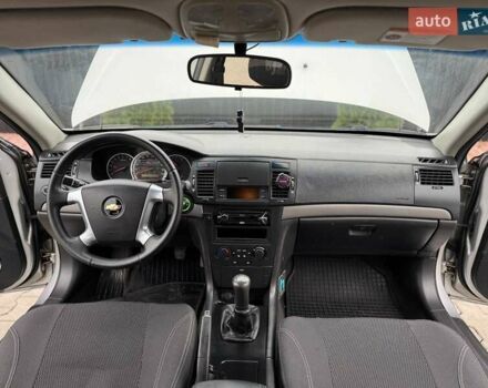 Серый Шевроле Эпика, объемом двигателя 1.99 л и пробегом 253 тыс. км за 4999 $, фото 35 на Automoto.ua