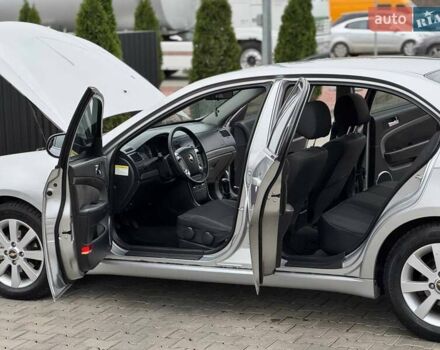 Серый Шевроле Эпика, объемом двигателя 1.99 л и пробегом 253 тыс. км за 4999 $, фото 18 на Automoto.ua