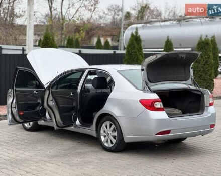 Серый Шевроле Эпика, объемом двигателя 1.99 л и пробегом 253 тыс. км за 4999 $, фото 16 на Automoto.ua