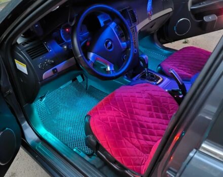 Шевроле Эпика 2009 в Харькове на Automoto.ua Серый Шевроле Эпика, объемом двигателя 2.5 л и пробегом 260 тыс. км за 7000 $, фото 11 на Automoto.ua