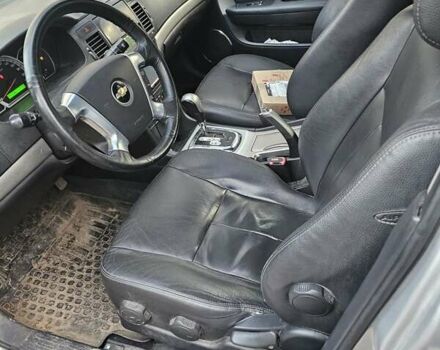 Серый Шевроле Эпика, объемом двигателя 2.49 л и пробегом 200 тыс. км за 5500 $, фото 4 на Automoto.ua
