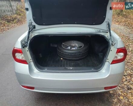 Сірий Шевроле Епіка, об'ємом двигуна 1.99 л та пробігом 180 тис. км за 4500 $, фото 18 на Automoto.ua