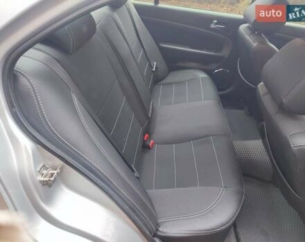 Сірий Шевроле Епіка, об'ємом двигуна 1.99 л та пробігом 180 тис. км за 4500 $, фото 13 на Automoto.ua