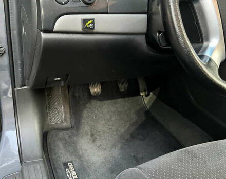 Сірий Шевроле Епіка, об'ємом двигуна 2 л та пробігом 192 тис. км за 5700 $, фото 19 на Automoto.ua