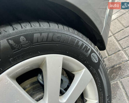 Сірий Шевроле Епіка, об'ємом двигуна 2 л та пробігом 192 тис. км за 5700 $, фото 7 на Automoto.ua