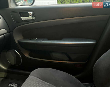 Сірий Шевроле Епіка, об'ємом двигуна 2 л та пробігом 192 тис. км за 5700 $, фото 11 на Automoto.ua