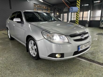 Серый Шевроле Эпика, объемом двигателя 2.5 л и пробегом 260 тыс. км за 3750 $, фото 1 на Automoto.ua