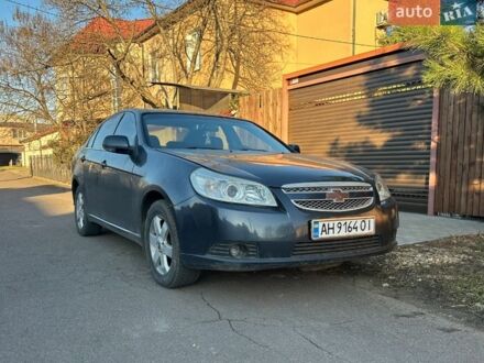Сірий Шевроле Епіка, об'ємом двигуна 2 л та пробігом 230 тис. км за 2800 $, фото 1 на Automoto.ua