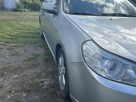 Сірий Шевроле Епіка, об'ємом двигуна 2.5 л та пробігом 300 тис. км за 4300 $, фото 1 на Automoto.ua