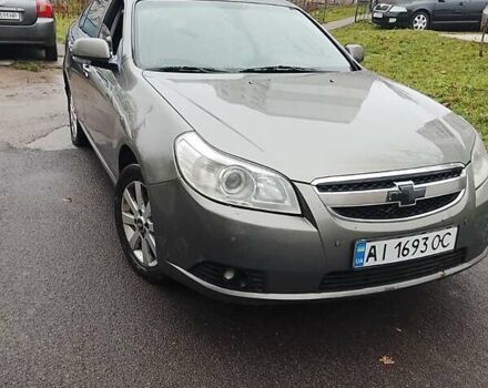 Серый Шевроле Эпика, объемом двигателя 2.49 л и пробегом 200 тыс. км за 3300 $, фото 1 на Automoto.ua