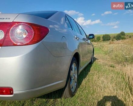 Серый Шевроле Эпика, объемом двигателя 2 л и пробегом 170 тыс. км за 5800 $, фото 1 на Automoto.ua