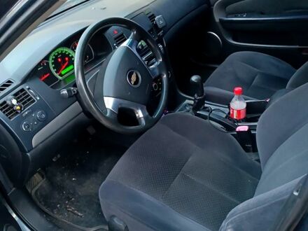 Шевроле Эпика 2008 в Павлограде на Automoto.ua Серый Шевроле Эпика, объемом двигателя 2 л и пробегом 372 тыс. км за 3500 $, фото 1 на Automoto.ua